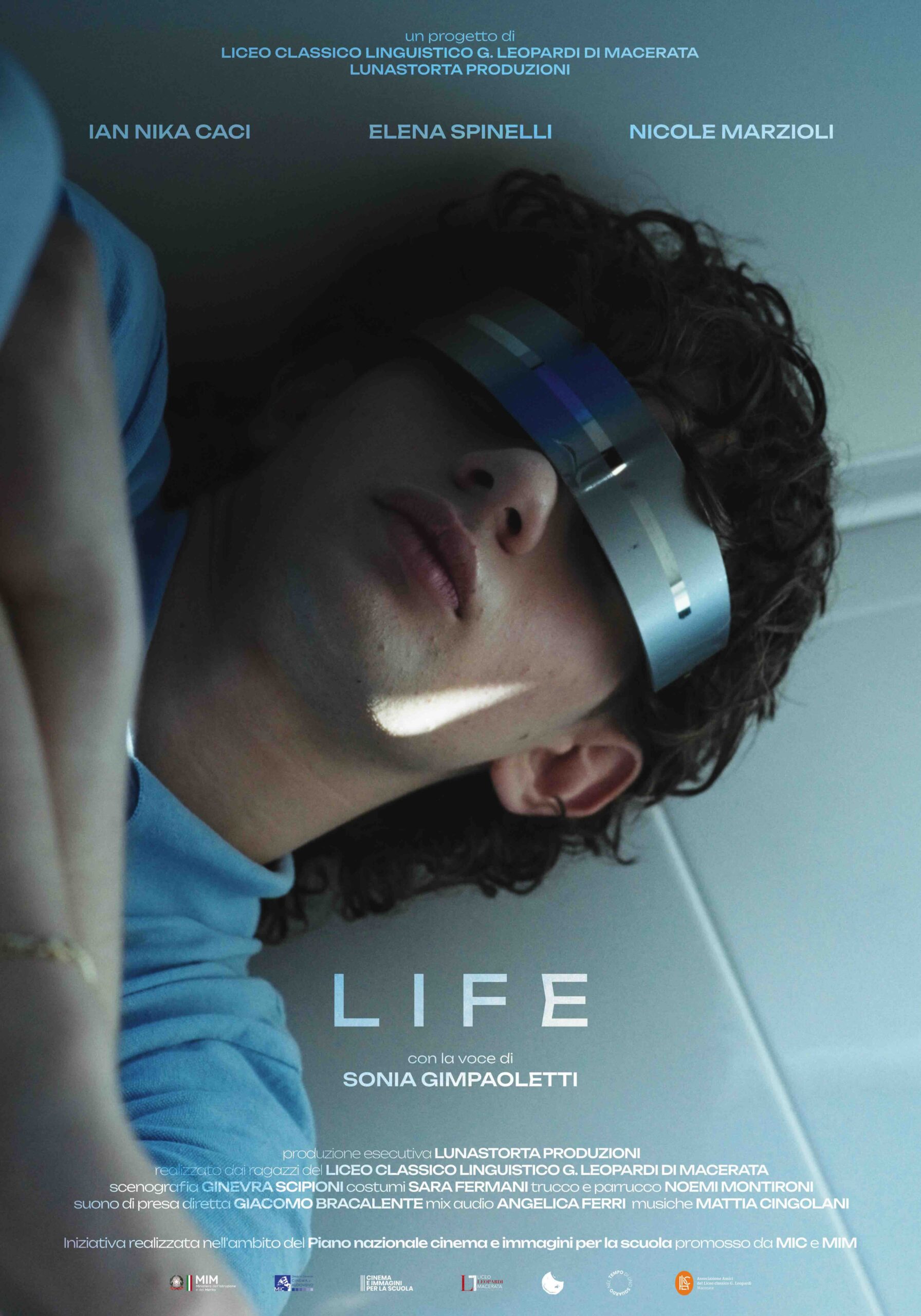 Locandina LIFE